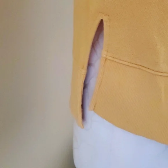 Time and Tru Crewneck Butter Yellow Sweatshirt - Picture 4 of 7